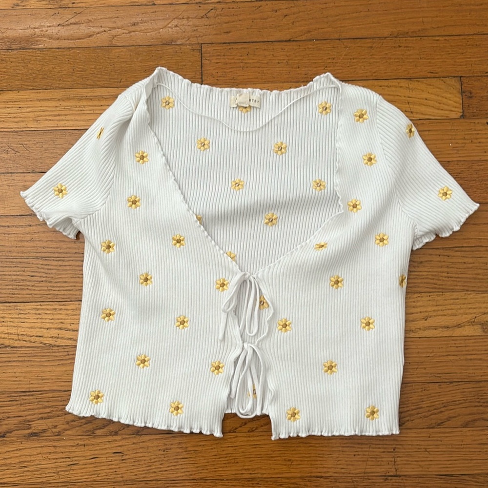 LA Hearts Tie Front Top